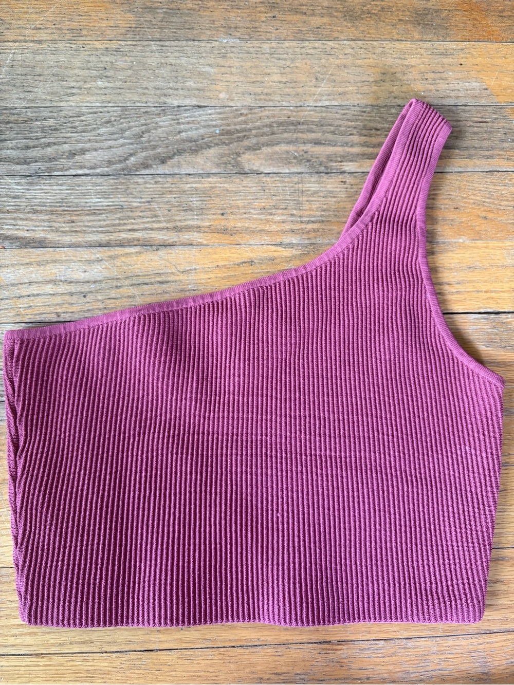 Aritzia Babaton Sculpt Knit One-Shoulder Cropped Tank